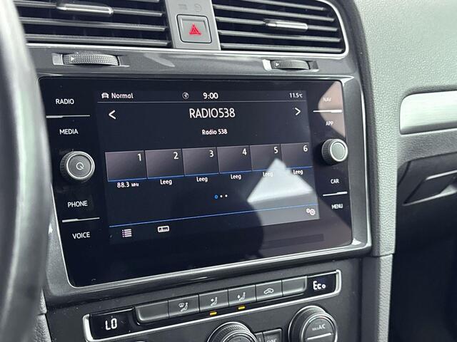 Volkswagen e-Golf E-DITION | SOH 96.4% | Achteruitrij camera | Navigatie | Adaptive cruise | Elektrische ramen |