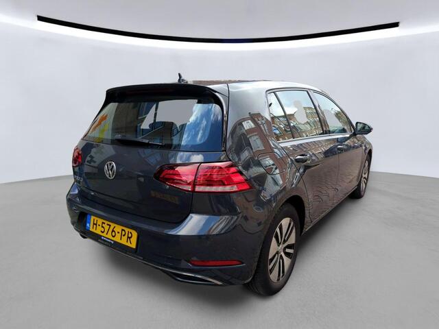Volkswagen e-Golf E-DITION / 91% SOH/ PARK. SENSOREN/ ADAPT. CRUISE/ LED/ NAVI/ 16" LMV