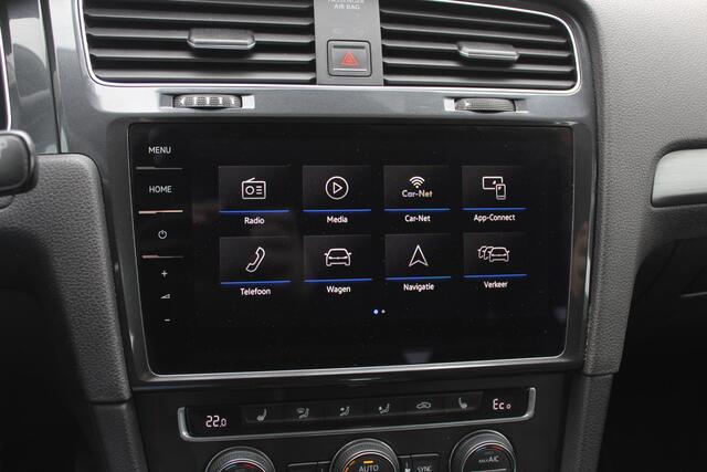 Volkswagen e-Golf e-Golf / Camera / Keyless / CarPlay / Warmtepomp / 16'' / Parkeerhulp / Stoelverwarming / DAB / ACC