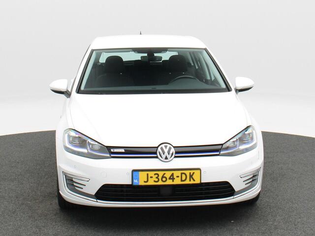 Volkswagen e-Golf E-DITION 136 Pk | Full LED | Parkeersensoren | Climatronic | Adaptive Cruise | Keyless | Navigatie | 16 Inch