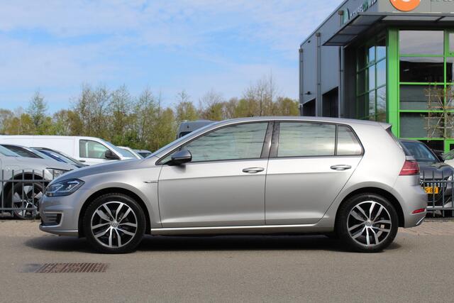 Volkswagen e-Golf SoH 94.3% | Android auto/Apple carplay | Origineel NL