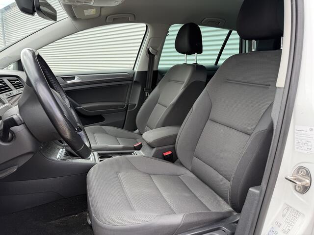 Volkswagen e-Golf e-Golf | SOH 91% | Nieuw Binnen | Navigatie | Stoelverwarming | APK 07-12-2026