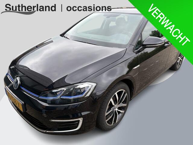 Volkswagen e-Golf e-Golf 136pk | Virtual Cockpit | Stoelverwarming | Adaptive Cruise | Camera |