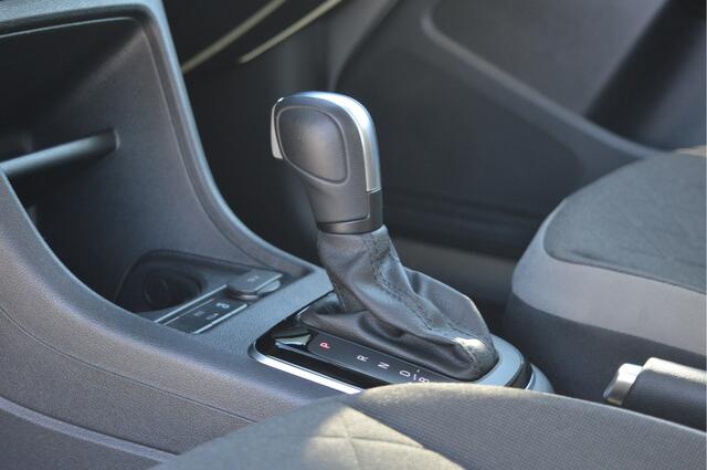 Volkswagen e-Up e-Up! | Camera | Lane assist | Parkeersensoren | Cruise control | 205 km actieradius. Financiering mogelijk!