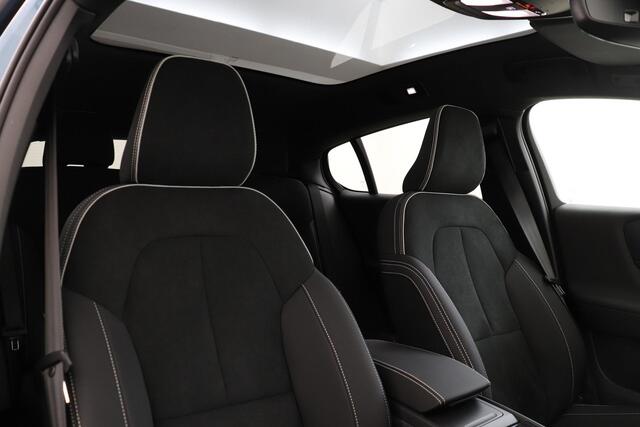 Volvo C40 SINGLE MOTOR EXTENDED RANGE ULTIMATE 82 kWh -PANO.DAK|20"|GETINT.GLAS|CAMERA|CLIMATE|TREKHAAK