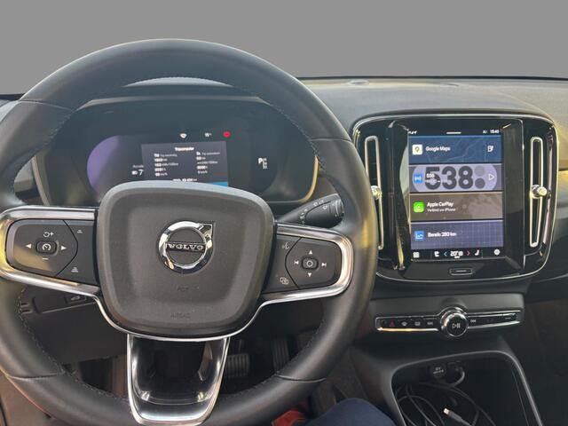 Volvo C40 Recharge Plus 69 kWh | Panoramadak | Trekhaak | Adaptive cruise control | Stoelverwarming | Camera