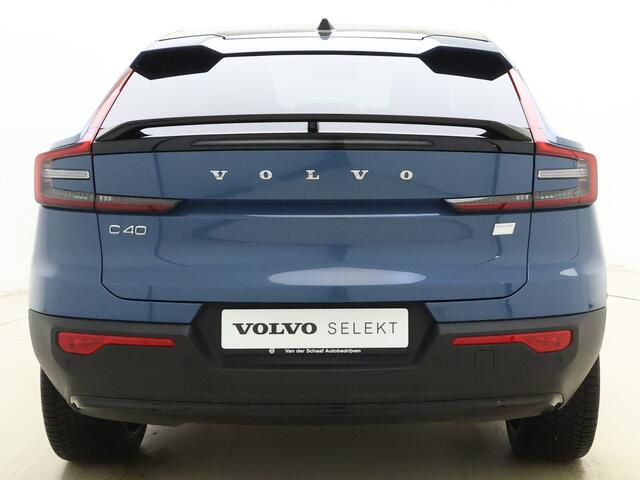 Volvo C40 Recharge Ultimate 69 kWh / 20 inch velgen / Nubuck / Harman Kardon audio / Elektrisch verstelbare stoelen / Stoel/- en stuurverwarming /