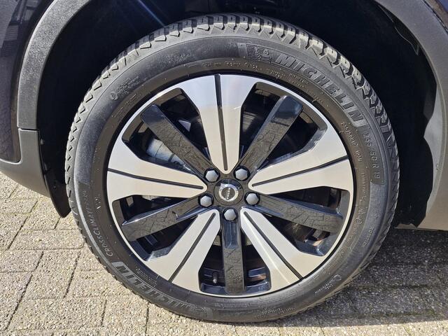 Volvo C40 | Panoramadak | Carplay | Camera | 19 inch | Recharge 69 kWh