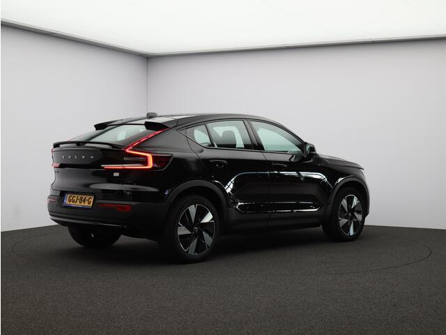 Volvo C40 Single Motor Extened Range Core 82 kWh / All season / Stoel+stuurwielverwarming / Draadloze telefoon lader / Parkeercamera