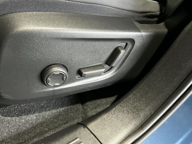 Volvo C40 Recharge Twin Intro Edition 78 kWh | panoramadak | adaptieve cruise control | Soh (batterijcheck) Waarde 95,5 %