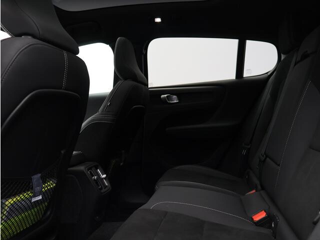 Volvo C40 Recharge Ultimate 69 kWh / SOH 95% / 20"/ Full LED / Privacy glass / Elektr. bed. stoelen / Stoel+stuurwielverwarming