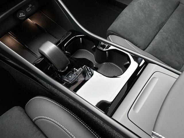 Volvo EC40 EC40 Plus Dark | Nieuw | Voorraad | Denim Blue | Microtech bekl