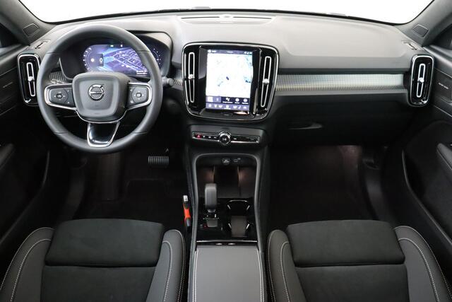 Volvo EC40 SINGLE MOTOR EXTENDED RANGE ULTRA BLACK ED. 82 kWh *DEMO VOORDEEL!* -PANO.DAK|HARMAN/KARDON|360°CAM|LIGHTING|POWER-SEATS|20"