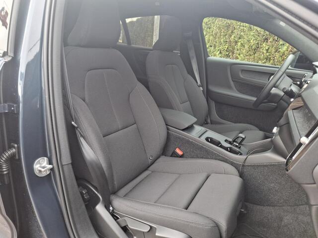 Volvo EC40 Single Motor Extended Range Plus Black Ed. 82 kWh | Demo | Panoramadak | 360 camera | Harman/Kardon | Pilot Assist |