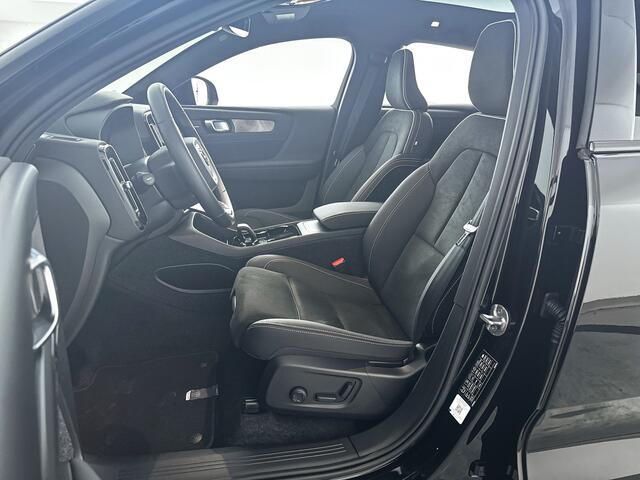 Volvo EC40 Single Motor Extended Range Plus Black Edition. 82 kWh | Panoramadak | 360° camera | Harman Kardon | Stoel- stuurverwarming