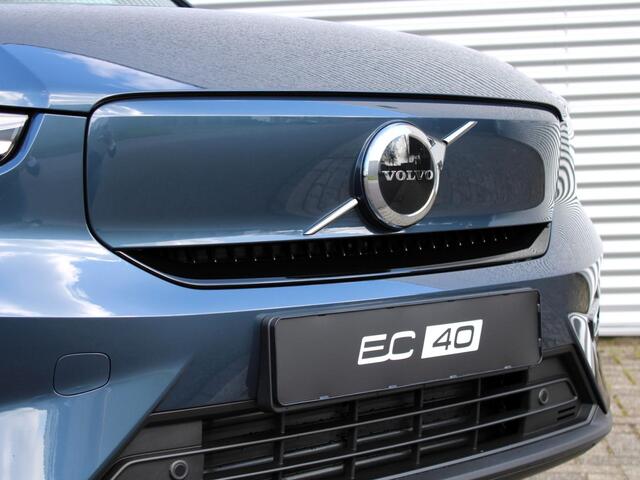 Volvo EC40 Single Motor Extended Range Plus Europa Automaat / Dak Glossy Black / 20" velgen / Privacy Glass / Microtech Nubuck bekleding