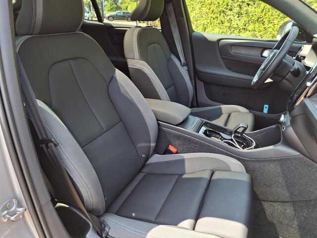 Volvo EC40 Single Motor Extended Range Ultimate 82 kWh | Panoramadak | H&K Audio | 360 camera | Demo | Vraag naar de actuele tellerstand