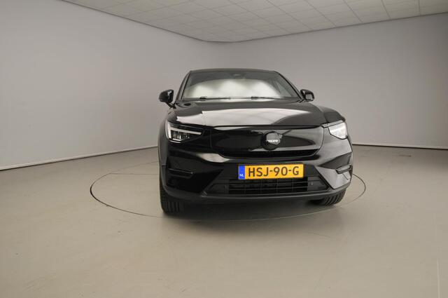 Volvo EC40 Single Motor Plus Black Edition 70 kWh | Pano | Camera | Harman/Kardon