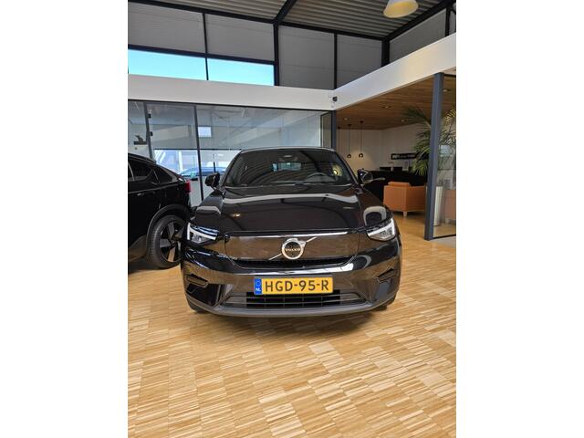 Volvo EC40 Single Motor Extended Range Plus 82 kWh / MY26 / NUBUCK / GETINT GLAS / 19 '' / PANORAMADAK / PDC + CAMERA / GOOGLE / ALL SEASONS