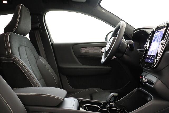 Volvo EC40 TWIN MOTOR ULTRA BLACK EDITION EUROPA 82 kWh PANO.DAK|HARMAN/KARDON|360°CAM|POWER-SEATS|PRIVACY.GLAS|VERW.ACHTERBANK|20"