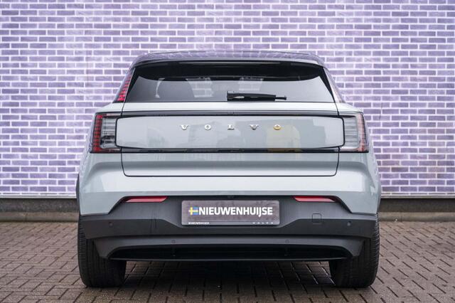 Volvo EX30 Single Motor Extended Range Plus 69 kWh | Google | Longe Range | Harman Kardon Audio | Camera | Keyless | Dodehoekdetectie | Elek. Achterklep | BLIS | Warmtepomp | Adaptieve Cruise | Getint Glas | 19" LM