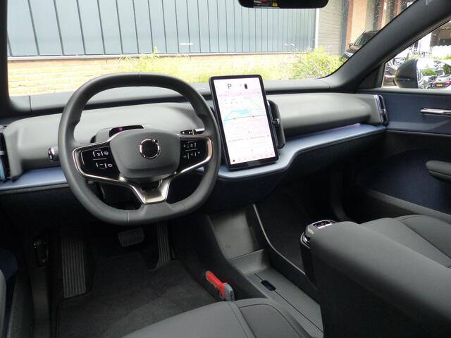 Volvo EX30 Single Motor Extended Range Plus 69 kWh