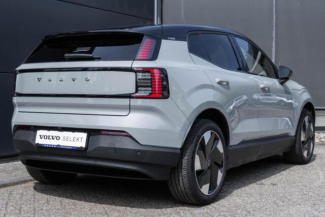 Volvo EX30 Single Motor Extended Range Plus 69 kWh | Getint Glas Achter | Pine Interieur | Adaptieve Cruise Control | Keyless Entry | Parkeersensoren | Dodehoekdetectie Met Correctie | Apple Carplay/Android Auto | Rijstrooksensor Met Correctie