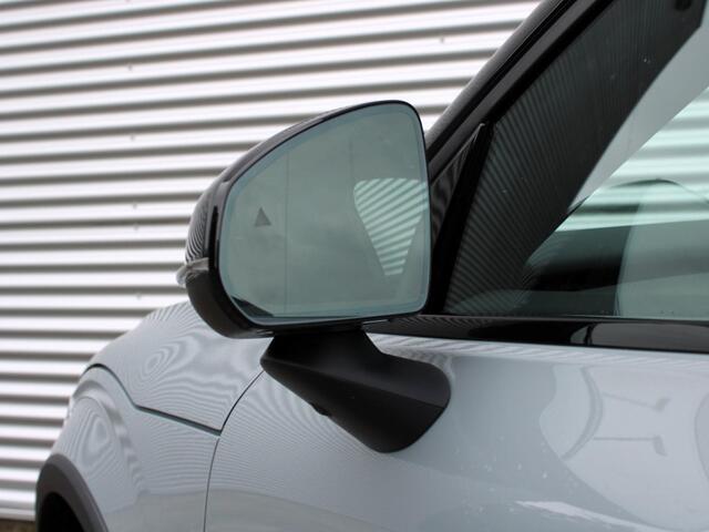 Volvo EX30 Cross Country Twin Engine Performance 428pk / Panoramadak / 360* camera / Harman Kardon audio / Elektr.verstelbare stoelen