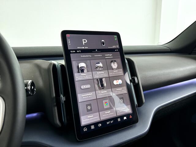 Volvo EX30 Single Motor Extended Range Ultra 69 kWh | Panoramadak | 360° camera | Harman Kardon | Stoel- en Stuurverwarming