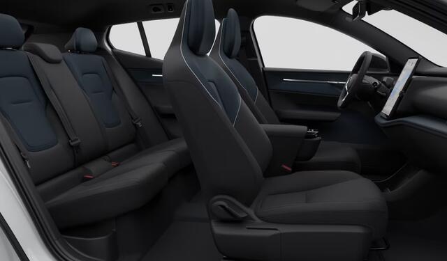 Volvo EX30 Plus Extended range