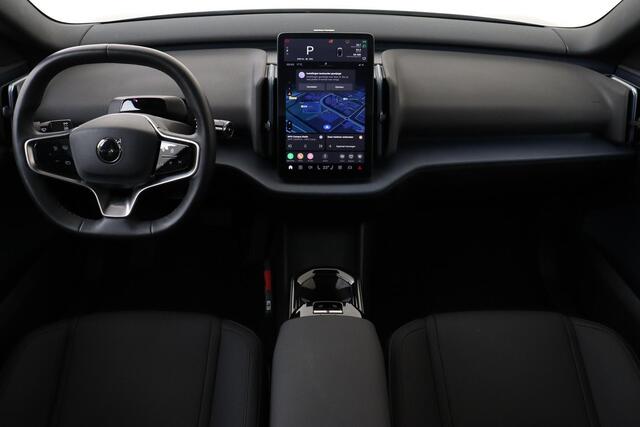 Volvo EX30 SINGLE MOTOR EXTENDED RANGE ULTRA 69 kWh PANO.DAK|HARMAN/KARDON|360°CAM|AUT.INPARKEREN|CLIMATE|20"|PRIVACY.GLAS|TREKHAAK