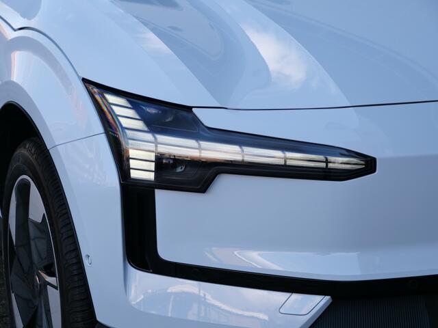 Volvo EX30 Single Motor Extended Range Ultra 69 kWh 272 Pk Automaat Navi / Pano-dak / Leer / 2 x Camera / DAB / Apple Carplay / SOH 98,6 %