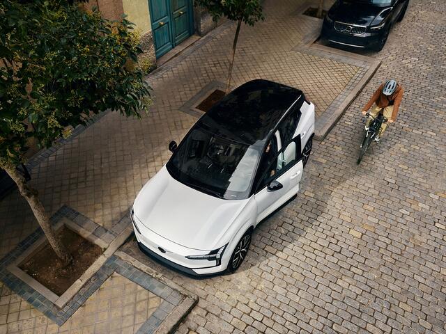 Volvo EX30 P8 AWD Ultra Europa 69 kWh | Nu te bestellen! Vanaf ¤32,995