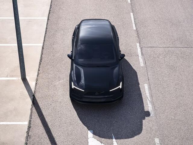 Volvo EX30 P5 Long Range Plus Europa Black Edition 69 kWh | Parkeercamera | Harman Kardon | Stoel- en Stuurverwarming | Elektrische stoelen