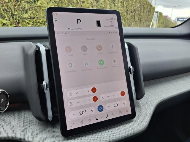 Volvo EX30 Single Motor Extended Range Plus Europa 69 kWh | Demo | Stoel/Stuur verwarming | Pilot Assist | Harman/Kardon | Memory Stoelen |