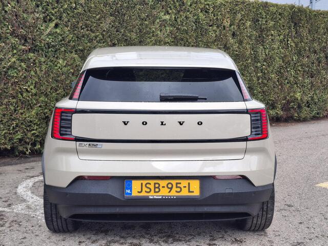 Volvo EX30 Single Motor Extended Range Plus Europa 69 kWh | Demo | Stoel/Stuur verwarming | Pilot Assist | Harman/Kardon | Memory Stoelen |