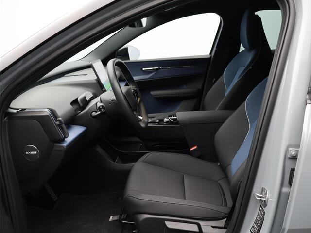Volvo EX30 Single Motor Extended Range Plus 69 kWh / Stoel+Stuurverwarming / Harman Kardon / Getint Glas / Adaptive Cruise / BLIS / Pilot Assist / Keyless /