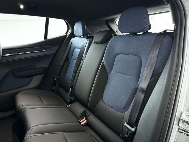 Volvo EX30 Single Motor Essential 51 kWh | Parkeercamera | Google navigatie | Apple carplay