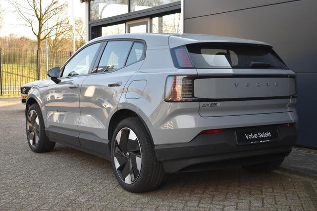 Volvo EX30 Single Motor Extended Range EUROPA 69 kWh | Verwarmbare en elektrisch verstelbare voorstoelen | Verwarmd Stuurwiel | Google Navigatie | Harman Kardon Soundbar | Parkeercamera achter | Key Less Entry |