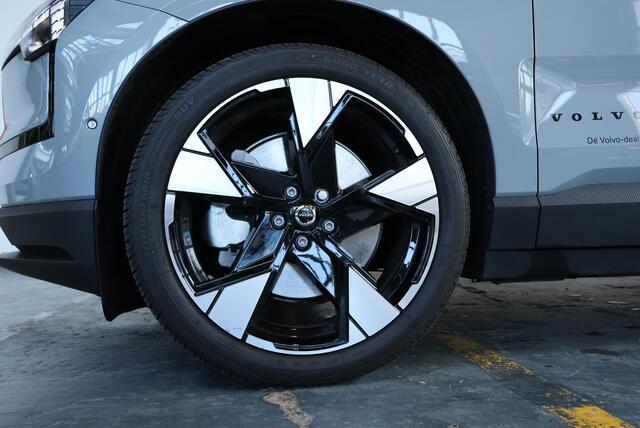 Volvo EX30 Twin Motor Performance Ultra 69 kWh | Panoramadak | 360 graden camera | Warmtepomp | Adaptieve cruise control | Apple carplay/Android auto | Keyless