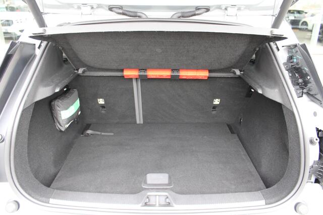 Volvo EX30 Single Motor Extended Range Ultra 69 kWh | 360 C. | Panoramadak | Adapt. Cruise | Verw. Stoel + Stuurwiel | El. Stoelen | 20" LMV | Extra getint glas |