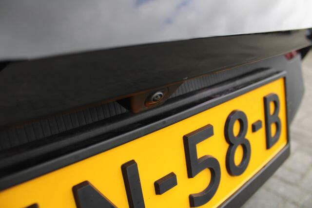 Volvo EX30 Single Motor Extended Range Ultra 69 kWh | 360 Camera | Panoramadak | Adapt. Cruise | Verw. Stoel + Stuurwiel | El. Stoelen | 20" LMV | Extra getint glas |