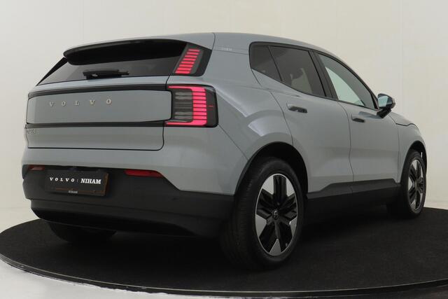 Volvo EX30 SINGLE MOTOR CORE 51 kWh -CLIMATE|CARPLAY|CAMERA|ADAP.CRUISE|PRIVACY.GLAS