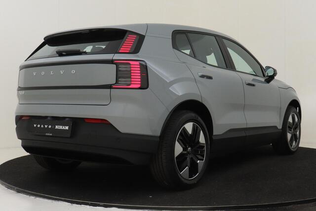 Volvo EX30 P5 PLUS EUROPA 51 kWh -HARMAN/KARDON|CLIMATE|POWER-SEATS|KEYLESS|18"