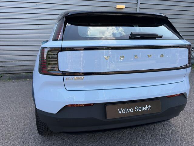Volvo EX30 Single Motor Extended Range Plus 69 kWh / dodehoekdetectie / Achteruitrijcamera / Cruise control /