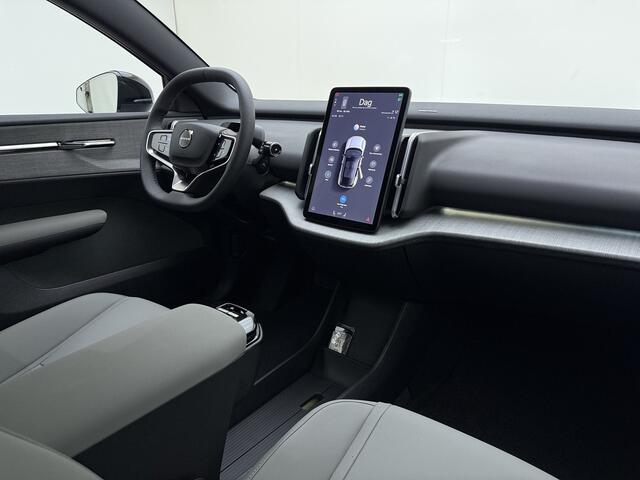 Volvo EX30 Extended Range Plus Europa / Pine Interieur / Zwart dak / 20'' / Getint glas / Elektr. Stoelen / Harman&Kardon Audio / Stoel + Stuurw. Verwarming / ACC / BLIS /