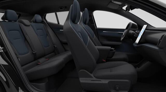Volvo EX30 P3 Plus Europa 51 kWh | Adaptive Cruise | BLIS | Parkeercamera | Harman/Kardon | Elektrisch verstelbare stoelen | Stuur en Stoelverwarming |