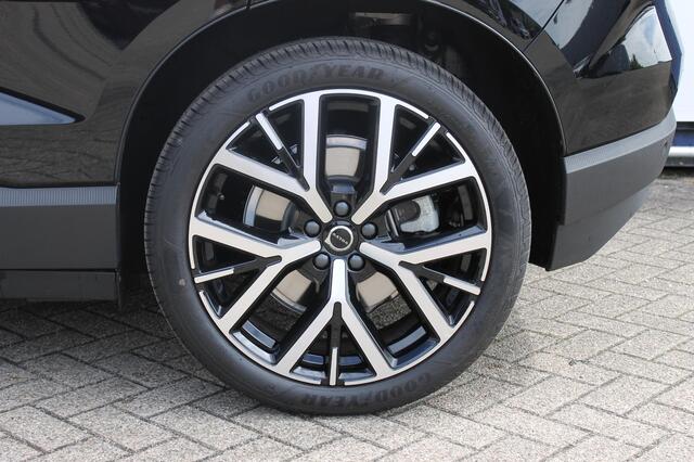 Volvo EX30 Single Motor Ext Range Plus Black Ed Europa 69 kWh 20" Lichtmetalen velgen, Google Infotainment, Getinte ramen vanaf de B-Stijl, Verwarmbare voorstoelen, Parkeersenoren