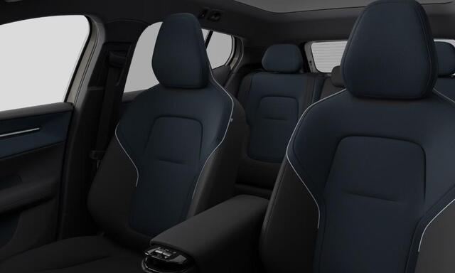 Volvo EX30 Cross Country P5 Long Range Ultra Europa 69 kWh | Harman/Kardon | Adaptive Cruise | BLIS | Getint Glas | Stoel & Stuurverwarming | 463 KM actieradius |
