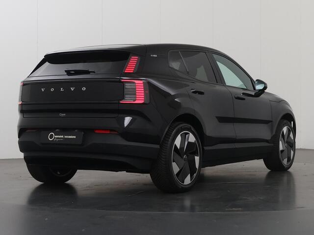 Volvo EX30 Single Motor Extended Range Plus 69 kWh | warmtepomp | Dodehoekdetectie | Achteruitrijcamera | Stoelverwarming | Stuurwielverwarming | Cruise control adaptief |
